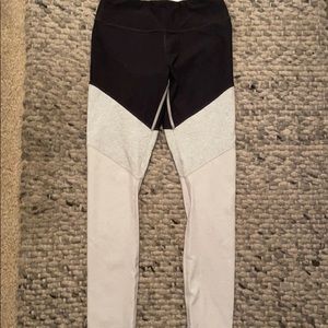 Outdoor voices leggings